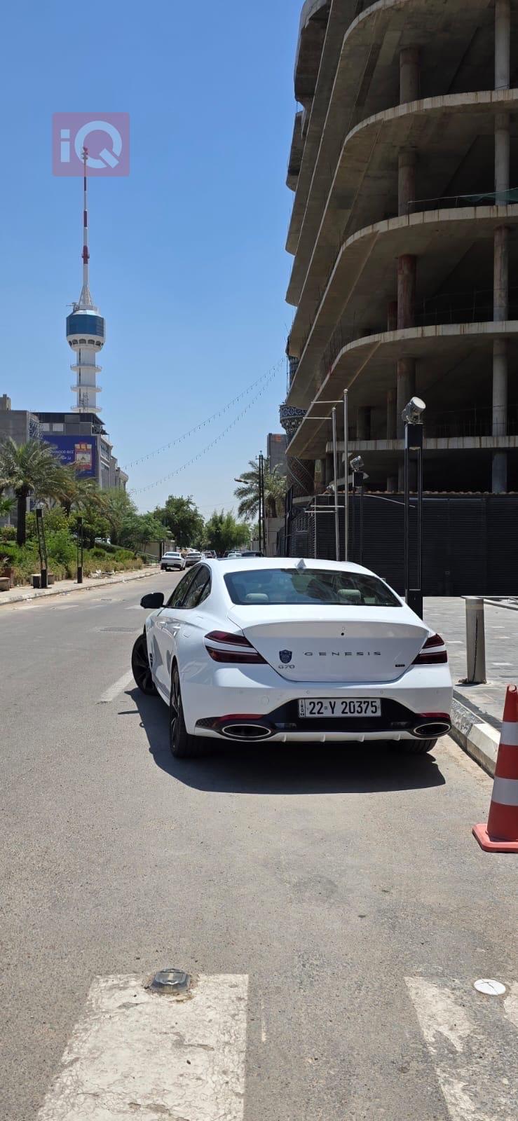 جنسس G70